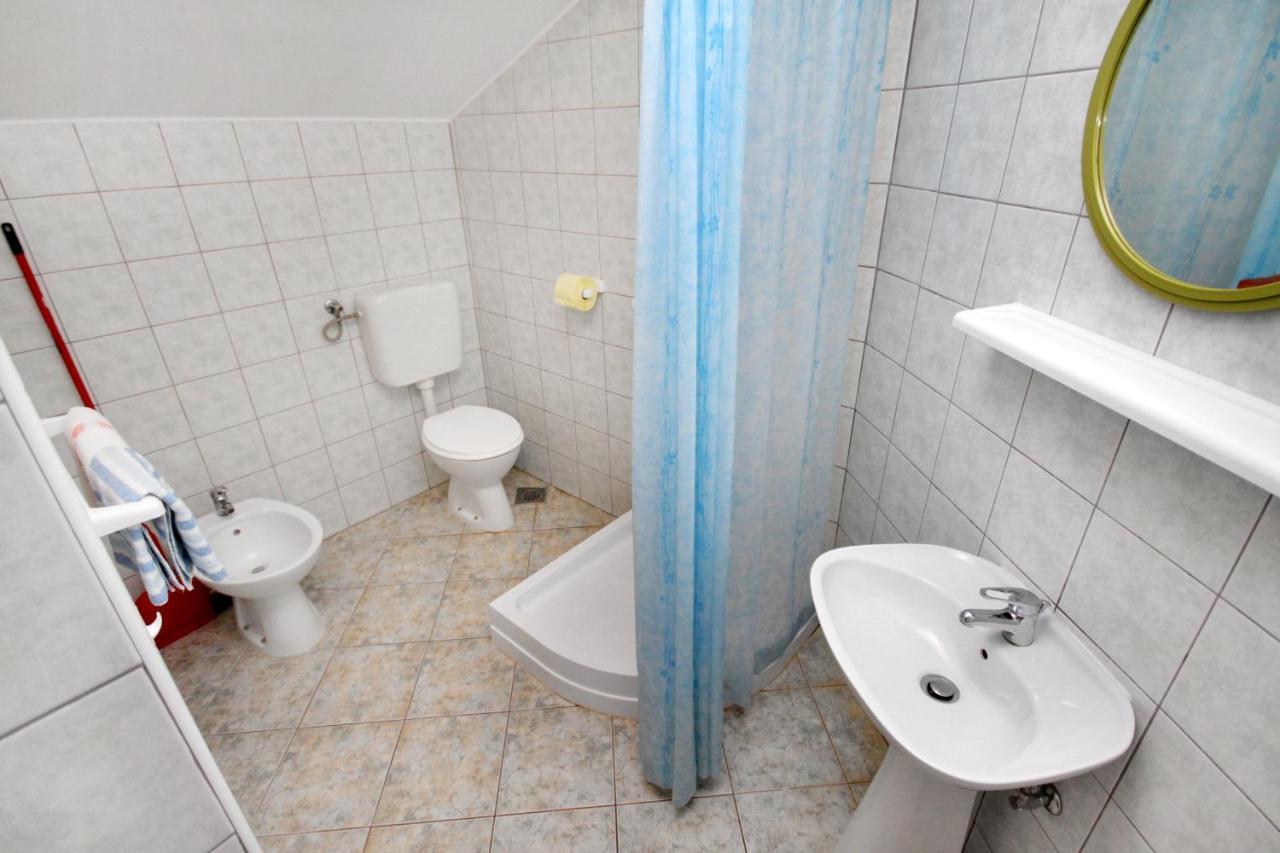 Apartments With A Parking Space Njivice, Krk - 5427 المظهر الخارجي الصورة